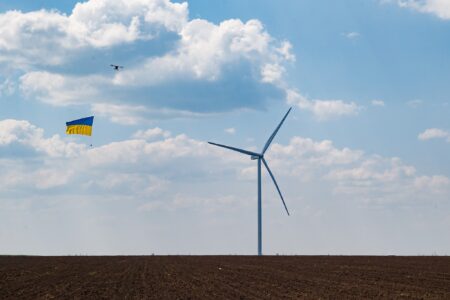 На Миколаївщині запустили першу чергу Тилігульської вітроелектростанції 