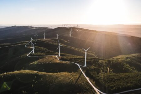 Єврокомісія визначила негайні дії для підтримки європейської вітроенергетики 